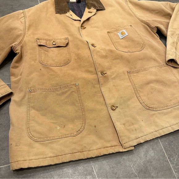 Vintage Carhartt tan button up chore coat distressed utility rug winter - Picture 3 of 12